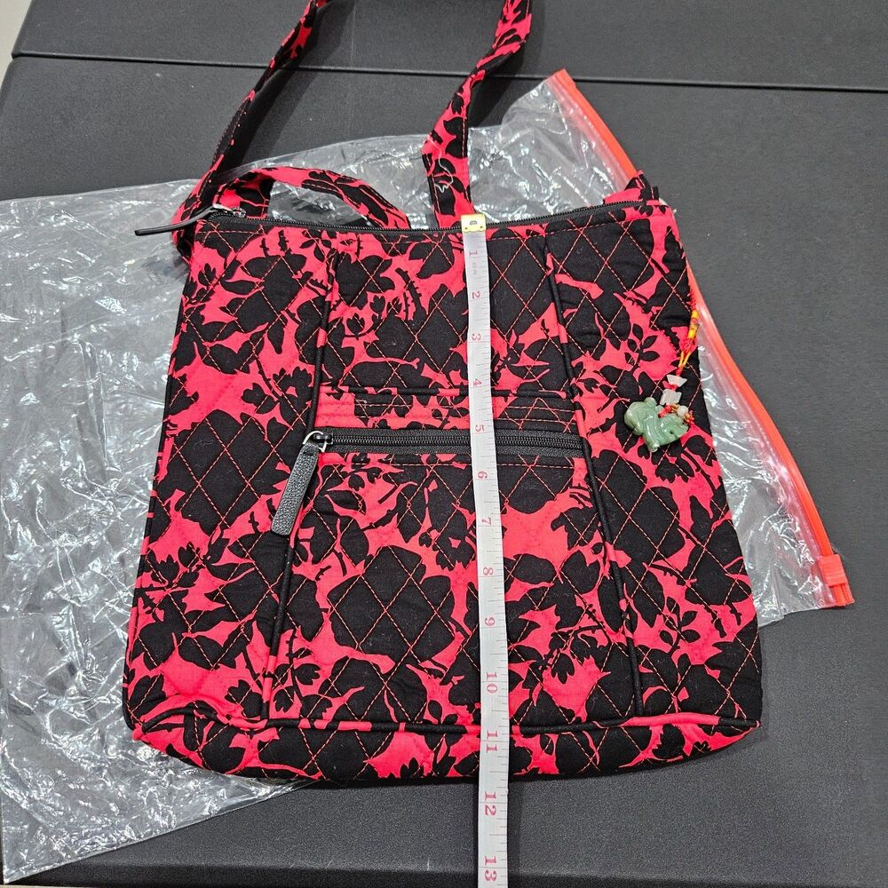 Vera Bradley Hipster Crossbody Bag Red Black Floral Boho Pockets Lined Hippie - Picture 9 of 10